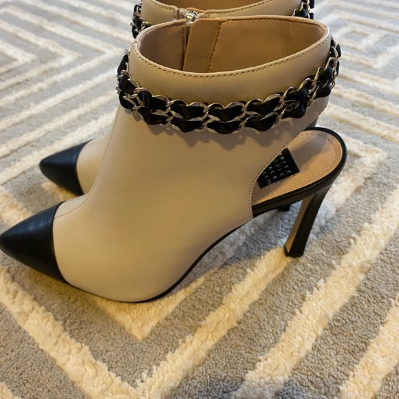 White House Black Market black and cream boots - Picture 2 of 6